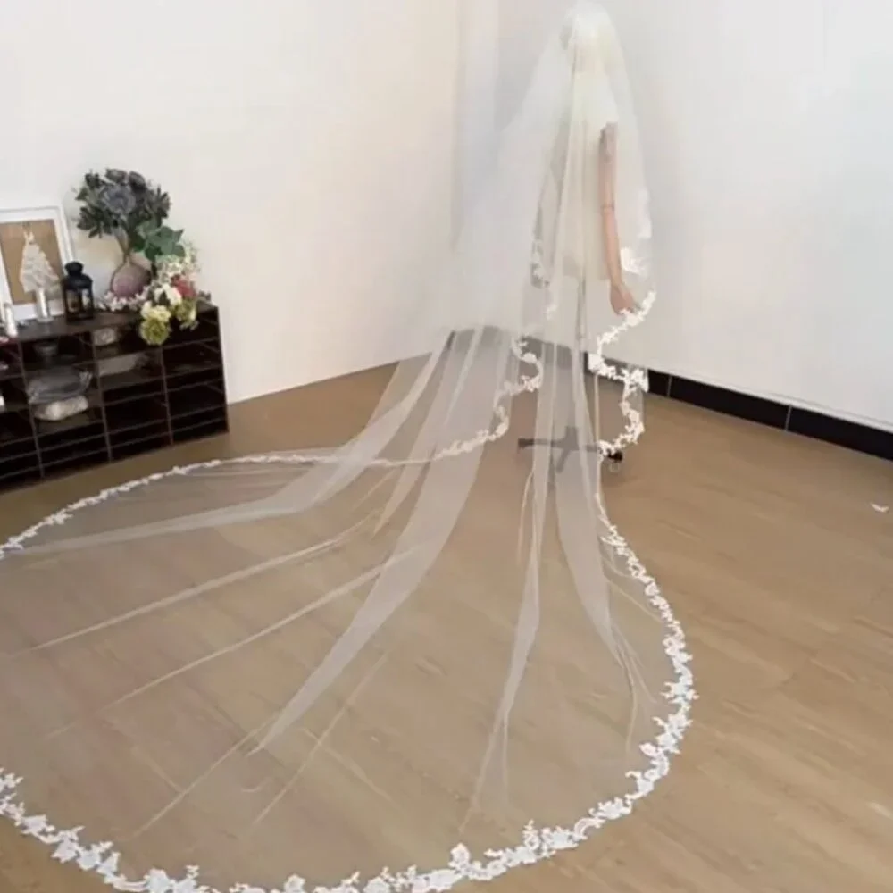 Cathedral Lace Wedding Veil with Comb